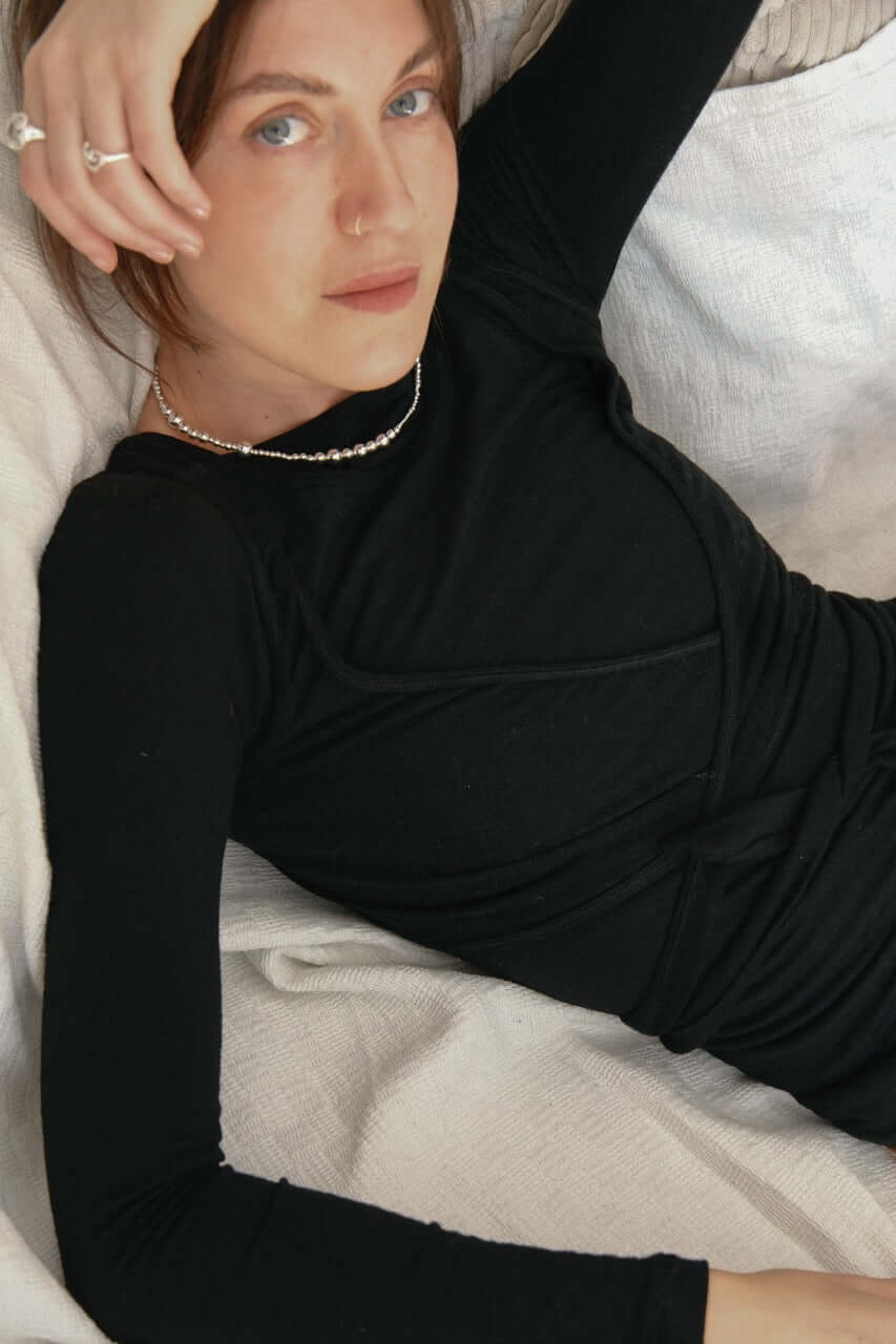 Sødalen merino wool wrap top black