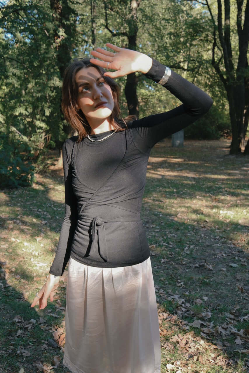Sødalen merino wool wrap top black