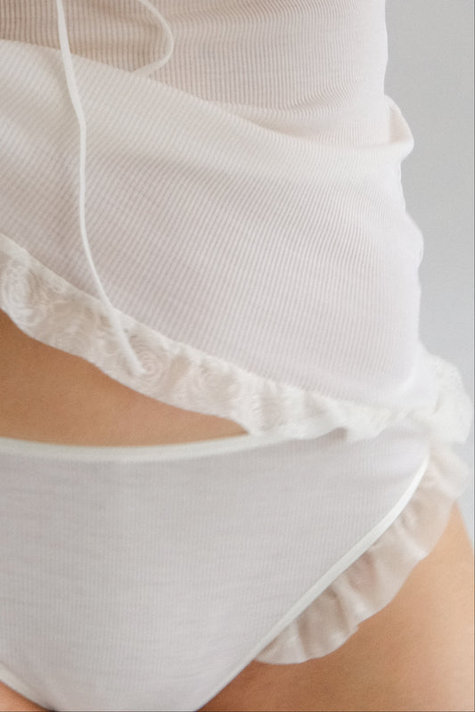 Majtki z wełny merino i tiulu Ralli CRÈME - limitowana edycja w różyczki