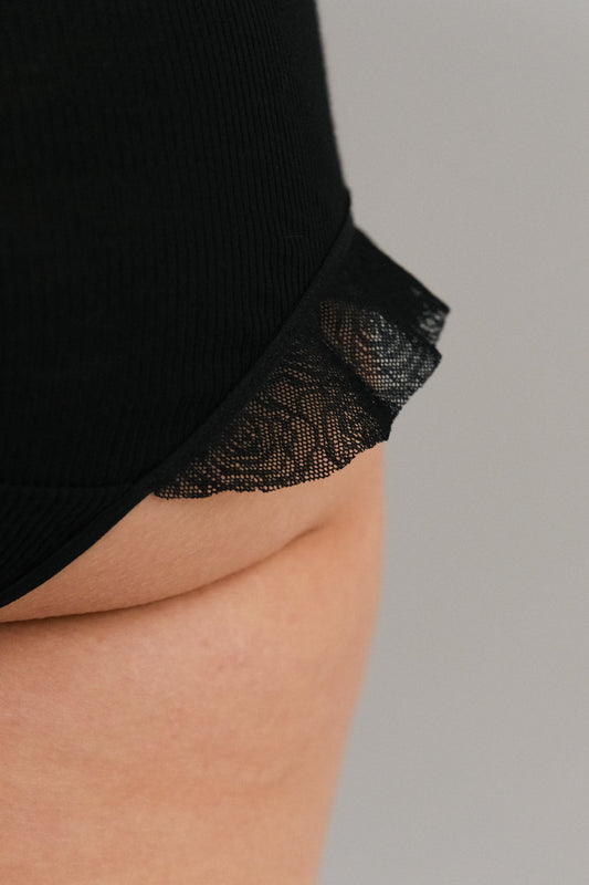 Majtki z wełny merino i tiulu Ralli - limitowana edycja w różyczki