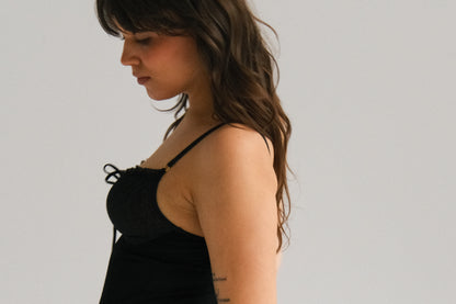 Top z wełny merino i tiulu Alameda - limitowana edycja w różyczki