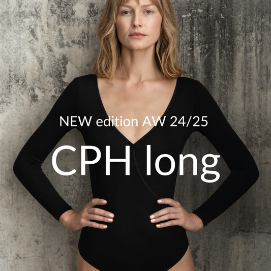 Copenhagen long body edition AW 24/25 in black with deep V-neck and long sleeves for tall women.